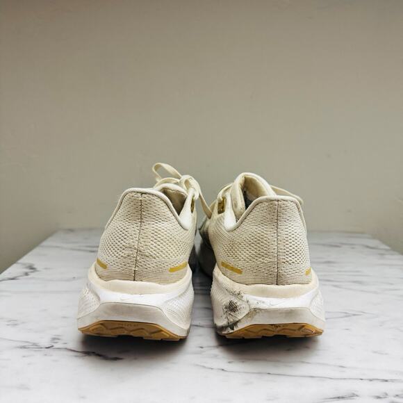 Nike Pegasus 41 White And Gold Running Shoes Women’s Size 7.5 - Picture 5 of 9